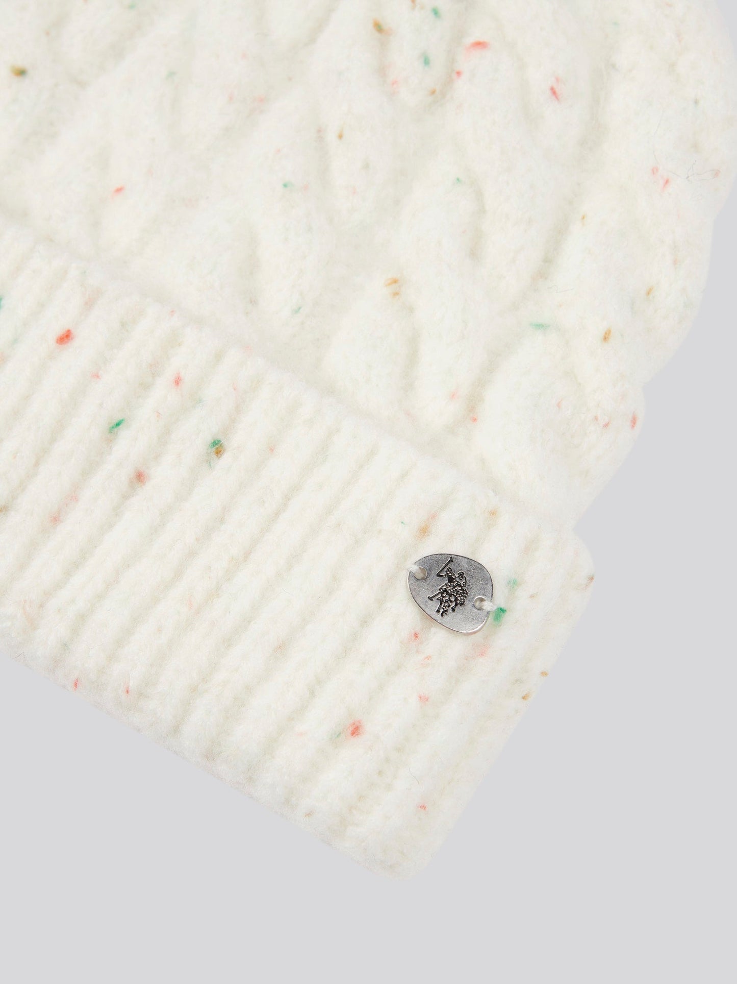 Womens Nap Yarn Cable Knit Beanie in Marshmallow