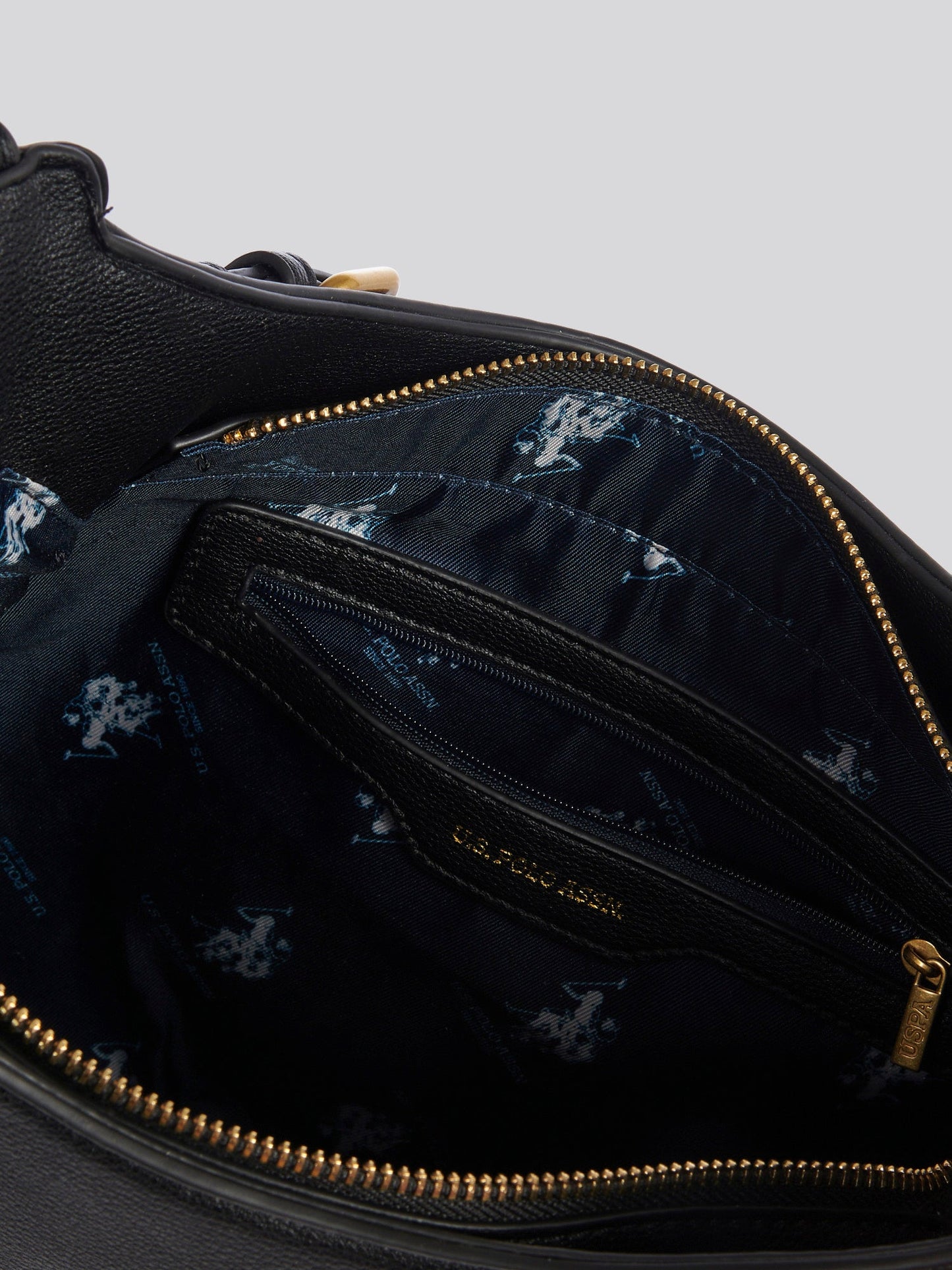 U.S. Polo Assn. Womens Earth Hobo Bag in Black