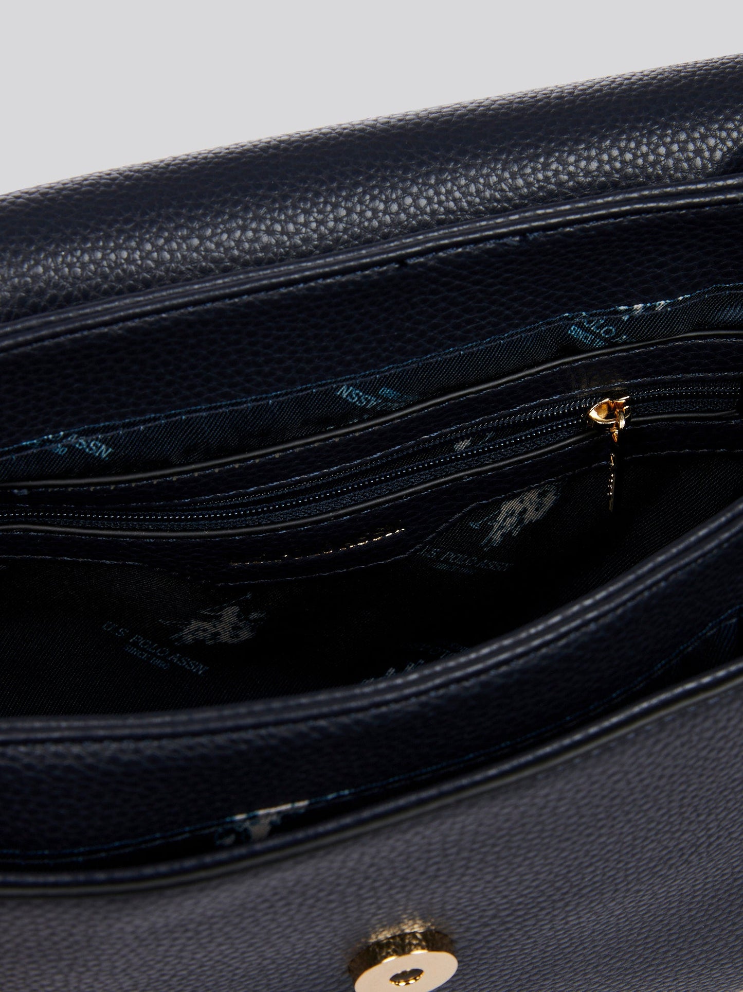 U.S. Polo Assn. Womens Stanford Flap Crossbody Bag in Navy