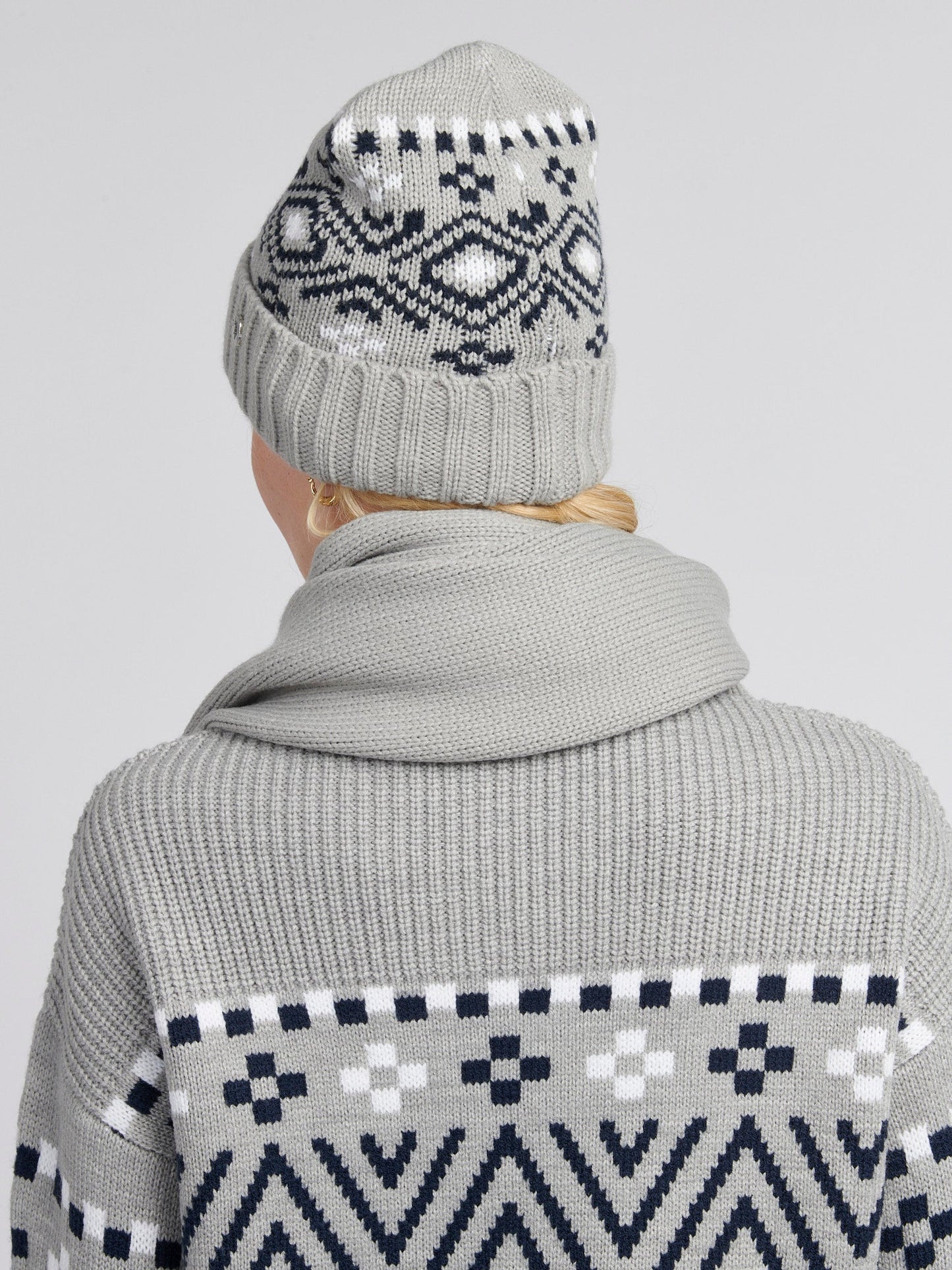 Womens Fair Isle Beanie & Scarf Set in Pearl Grey Marl