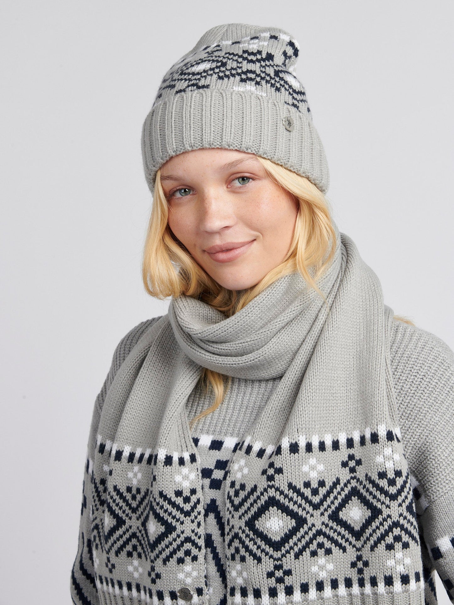 Womens Fair Isle Beanie & Scarf Set in Pearl Grey Marl